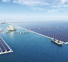 Dünyanın En Büyük ‘Yüzen’ Güneş Enerjisi Tarlası, Çin’de Kuruldu!