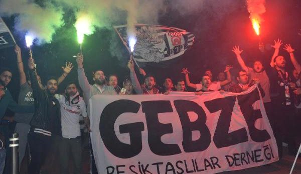 Gebze’de Beşiktaş’ın Şampiyonluğu Kutlandı