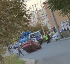 Çayırova’da Drift Yapan Araç Takla Attı