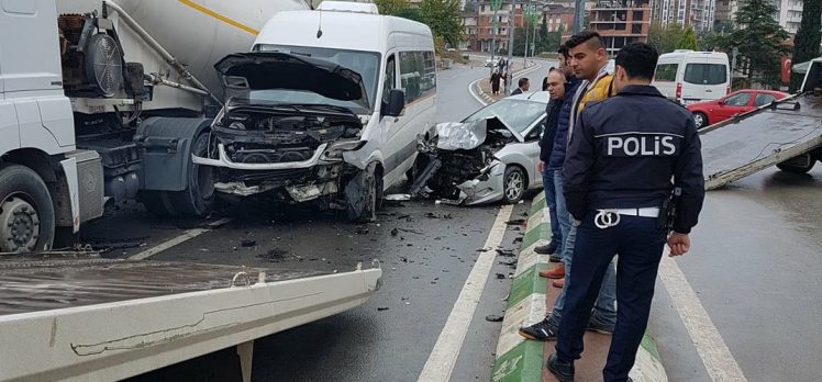 Çayırova’da Kaza: 2 Yaralı