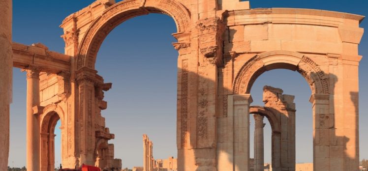 Palmira,Kalıntıları ve Kültürel Hatırasıyla Kitap Haline Getirildi
