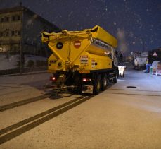 Çayırova’da karla mücadele çalışmaları