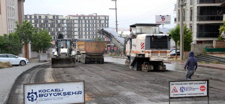 Gebze Mehmet Akif Ersoy Caddesi’nde yol konforu arttırıldı