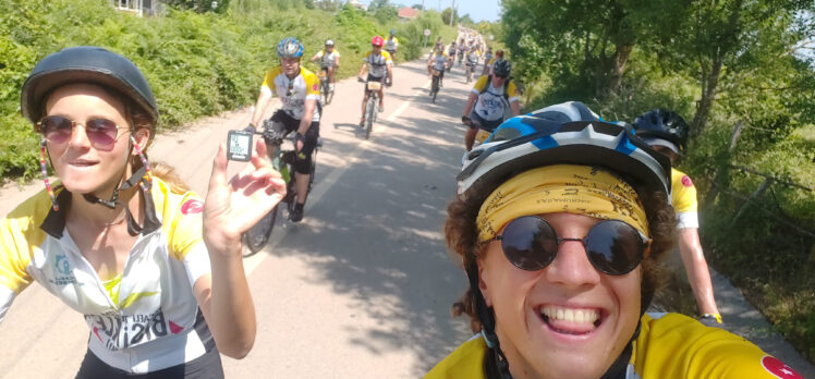 Hollandalı bisikletçiler 4000. kilometreyi Kocaeli’de pedalladı