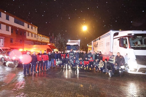 <strong>Büyükşehir tüm ekipleriyle afet bölgesinde</strong>