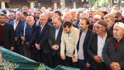 Gebze Mevlana Mahallesinde dün sabah saatlerinde  çöken 6 katlı binada