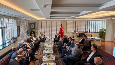 Kocaeli Valisi  İlhami Aktaş, Gebze merkezli Yöre Şirketler Grubu