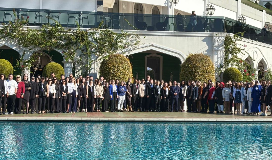 Antalya’da düzenlenen 5. Sürdürülebilir Eğitim Sempozyumu’na Türkiye’nin dört bir yanından