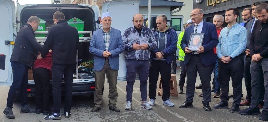 Gebze İlçe Emniyet Müdürlüğü’nde uzun yıllar görev yapan ve vefat