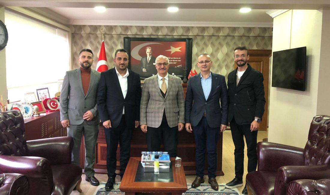 Gebze Toplu Taşımacılar Birliği (GETAB) yönetimi, Gebze’de toplu ulaşım hizmetlerinin