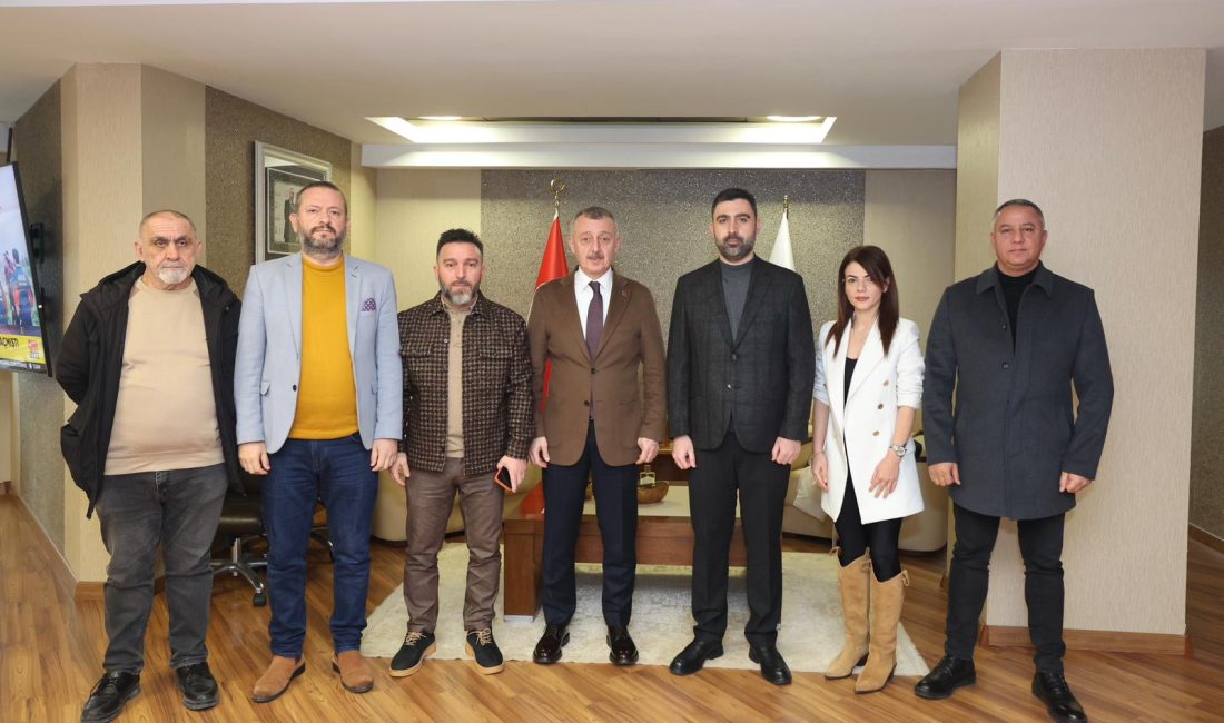 Kocaeli Gazeteciler Cemiyeti’nde yaşanan yönetim değişikliğinin ardından yeni Başkan Şahin