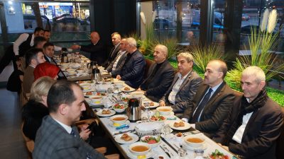 Gebze Belediyesi tarafından organize edilen ve sivil toplum kuruluşlarını aynı sofrada