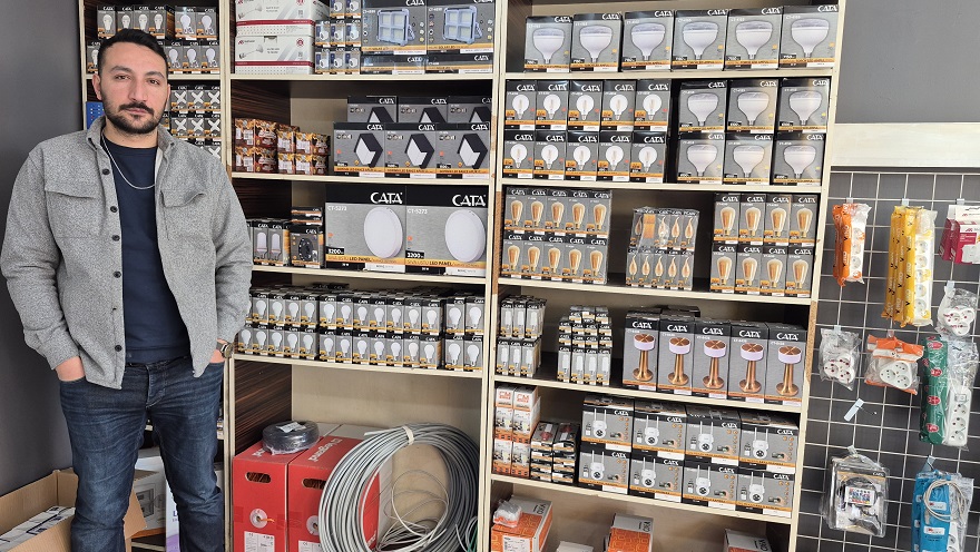 Darıca’da elektrik kesildiğinde herkesin aradığı tek isim!