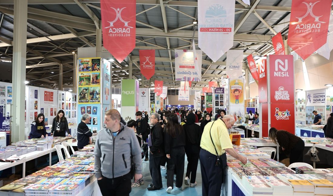 Darıca Belediyesi tarafından geleneksel olarak düzenlenen 5. Darıca Kitap Fuarı