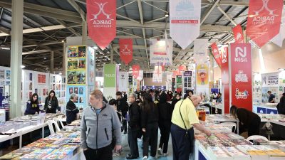 Darıca Belediyesi tarafından geleneksel olarak düzenlenen 5. Darıca Kitap Fuarı