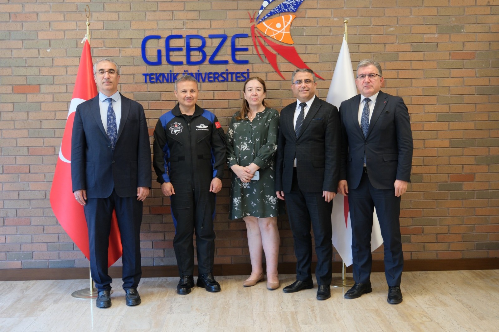 Gebze Teknik Üniversitesi'ne konuk olan ilk Türk astronot Alper Gezeravcı,