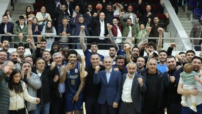 Türkiye Basketbol Ligi’nde 2025-2026 sezonunun şampiyonu Çayırova Belediyesi oldu. Ligin