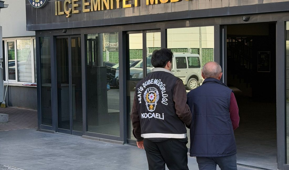 Hakkında “nitelikli dolandırıcılık” suçundan kesinleşmiş 3 yıl 4 ay   hapis