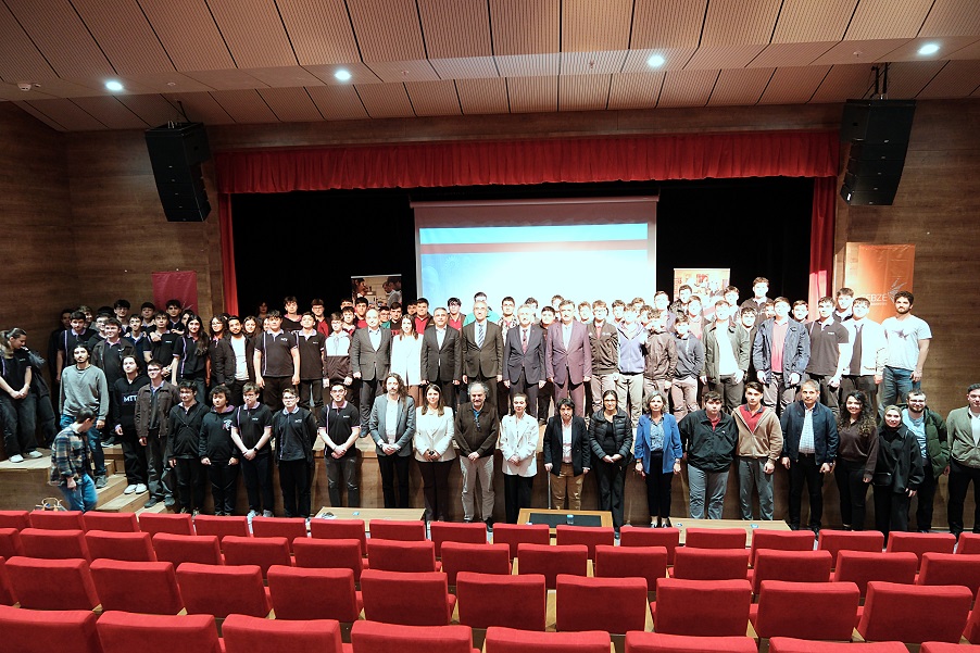 TÜBA üniversite konferansları kapsamında Prof. Dr. Mehmet Çelik’i ağırlayan üniversitemizde,
