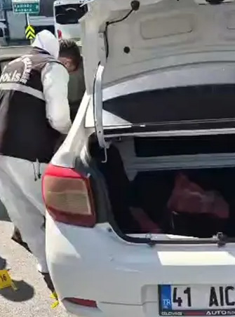 İstanbul'daki İsrail Başkonsolosluğu'na düzenlenen  saldırıda kullanılan 41 AIC... plakalı