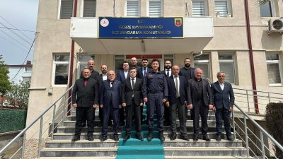 
Milliyetçi Hareket Partisi (MHP) Gebze İlçe Başkanı Dursun Taştangil ve