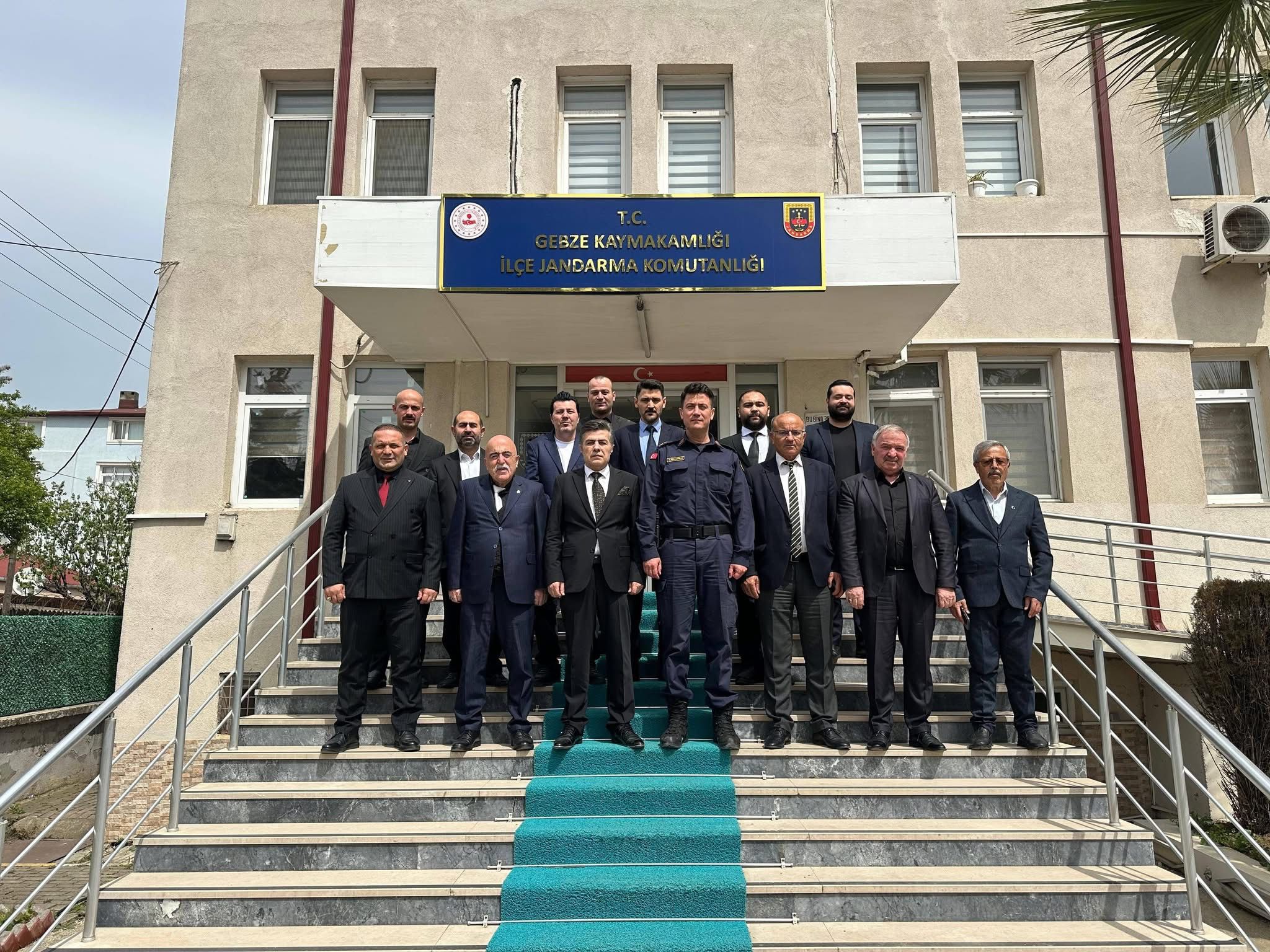 
Milliyetçi Hareket Partisi (MHP) Gebze İlçe Başkanı Dursun Taştangil ve