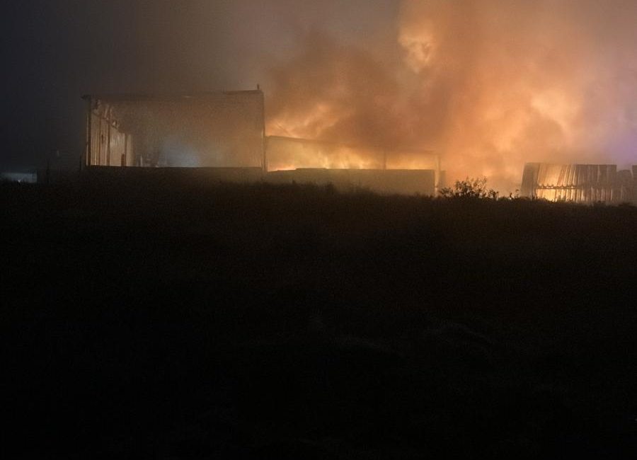Pelitli Mahallesi Atatürk Caddesi uzerinde sokakta bulunan bir geri dönüşüm