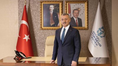 Kocaeli Büyükşehir Belediye Başkanı Tahir Büyükakın, Basketbol Süper Ligi’ne yükselen