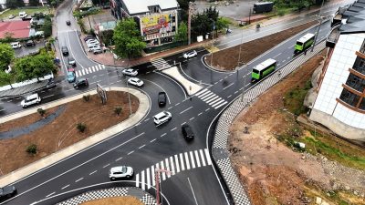 Kocaeli Büyükşehir Belediyesi, kent içi ulaşıma nefes aldıran akıllı kavşak