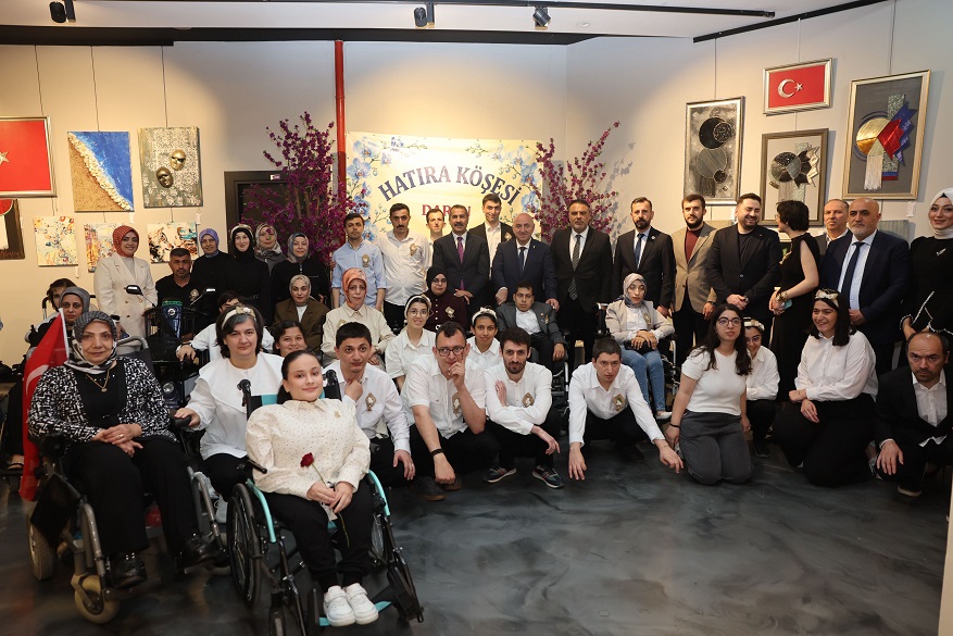 Darıca Belediyesi Engelsiz Yaşam Merkezi kursiyerlerinin yıl boyunca büyük emekle