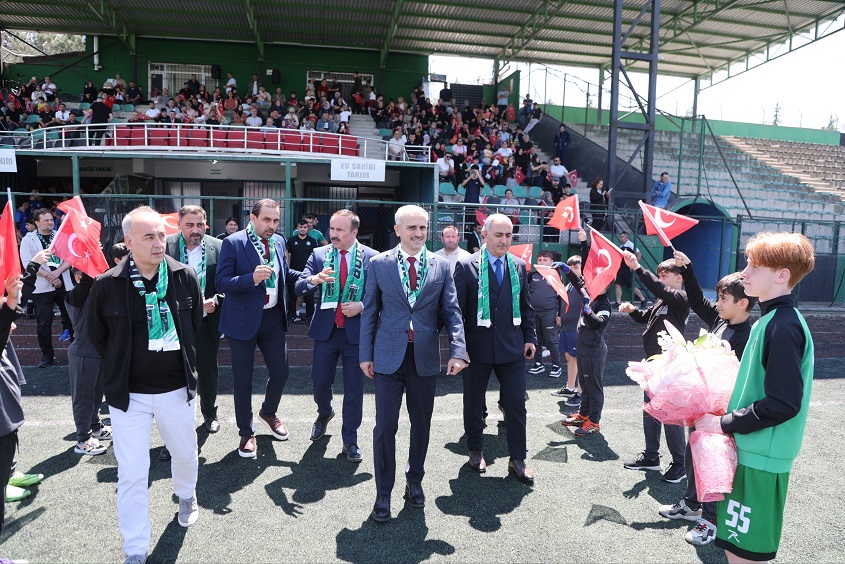 Çayırova Belediyesi Eğitim Spor Kulübü ve Çayırovaspor’un ortaklığında düzenlenen 19