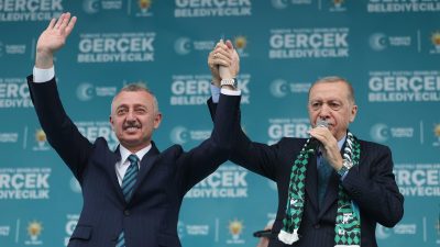 Cumhurbaşkanı Erdoğan’ın “Gençliğin Başkenti” ilan ettiği Kocaeli, Türk Dünyası Gençlik