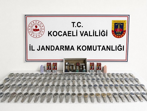 Jandarma tarafından   Dilovası’nda düzenlenen kaçakçılık operasyonunda, ünlü markalara ait piyasa
