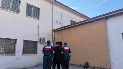 Hakkında 16 yıl 8 ay hapis cezası bulunan hükümlü jandarma