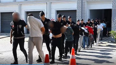 Gebze  merkezli 4 ilde düzenlenen fuhuş operasyonunda gözaltına alınan 21