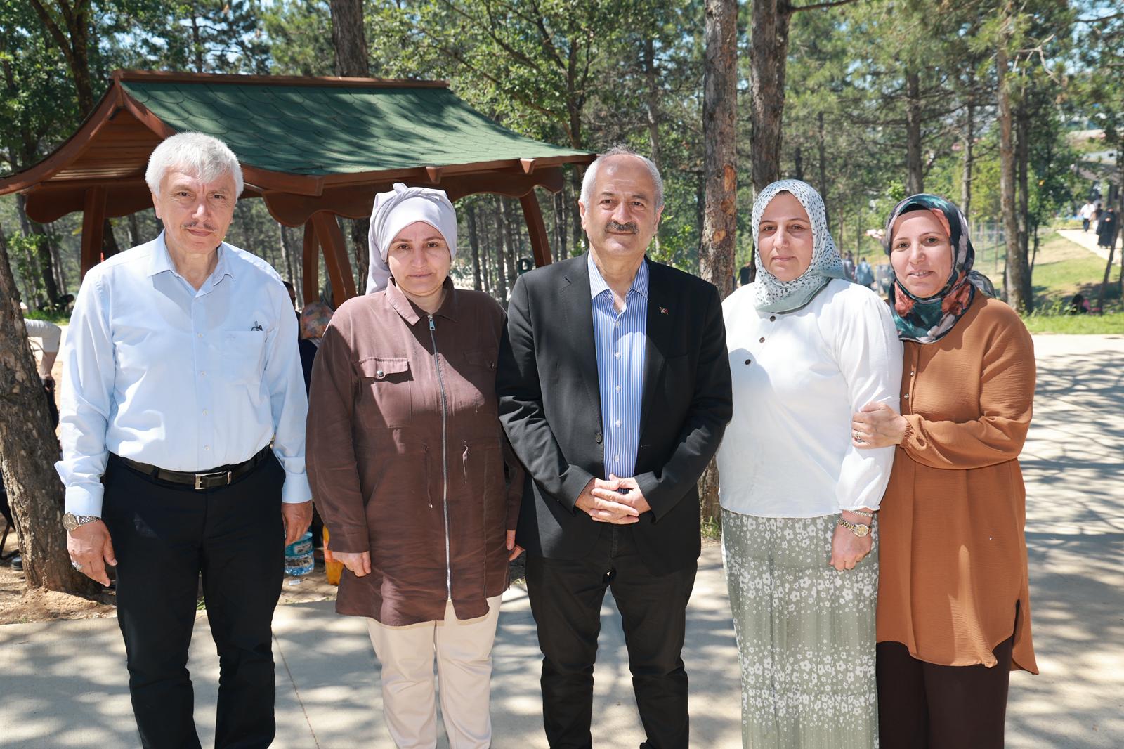 Gebze 

Başkan Zinnur Büyükgöz, Gebze’ye kazandırılan yeni yaşam alanlarından Pelitli