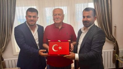 ATIKSAN Yönetim Kurulu Üyesi Bülent Tüyyüz, LC Waikiki'nin sahibi Şefik