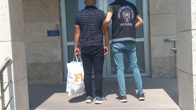 Aranan  şahıslara yönelik polis tarafından düzenlenen operasyonda, hakkında 14 yıl