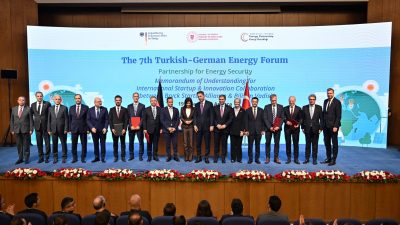 OYAK Çimento ile Almanya merkezli temiz teknoloji şirketi Pure Energy,