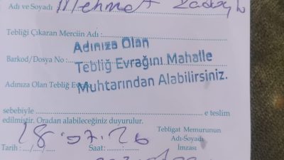 Cuma günü vatandaşın kapısına "Pazartesi günü mahalle muhtarlığınızdan alınız" ibareli