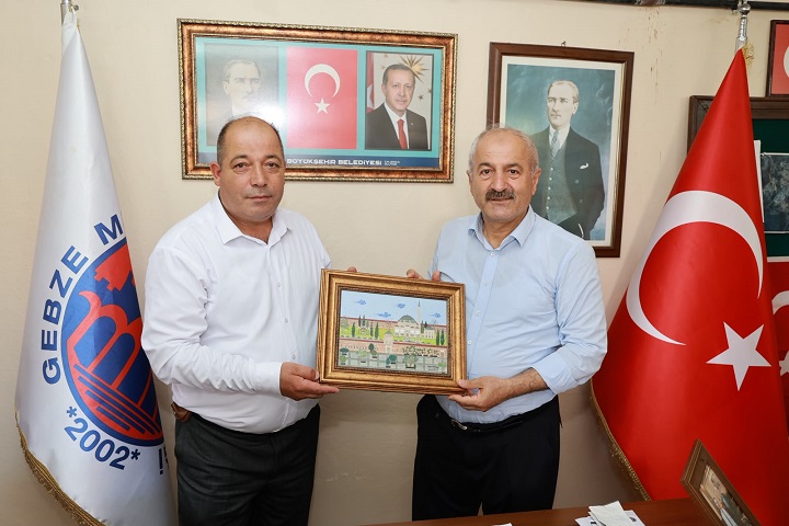 Gebze Belediye Başkanı Zinnur Büyükgöz, kırsal mahallelerin ihtiyaçlarını yerinde değerlendirmek,