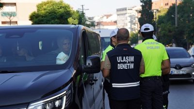 Kocaeli Büyükşehir Belediyesi, Gebze ve Karamürsel’de emniyet birimleriyle koordineli olarak