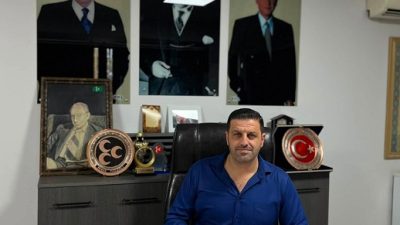 MHP Darıca İlçe Başkanı Yavuz Furunci, ilçe teşkilatında gerçekleştirilen üye