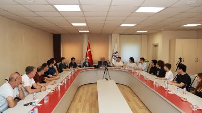 Gebze Belediye Başkanı Zinnur Büyükgöz, Gebze'de eğitim gören ve 2026