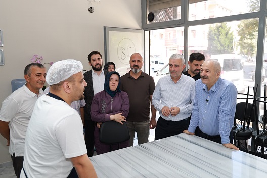 Gebze Belediye Başkanı Zinnur Büyükgöz, AK Parti Gebze İlçe Başkanı