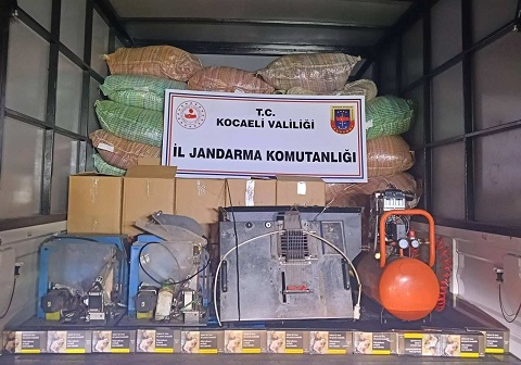 Gebze İlçe Jandarma Komutanlığı ekipleri tarafından Darıca’da  düzenlenen operasyonda, piyasa