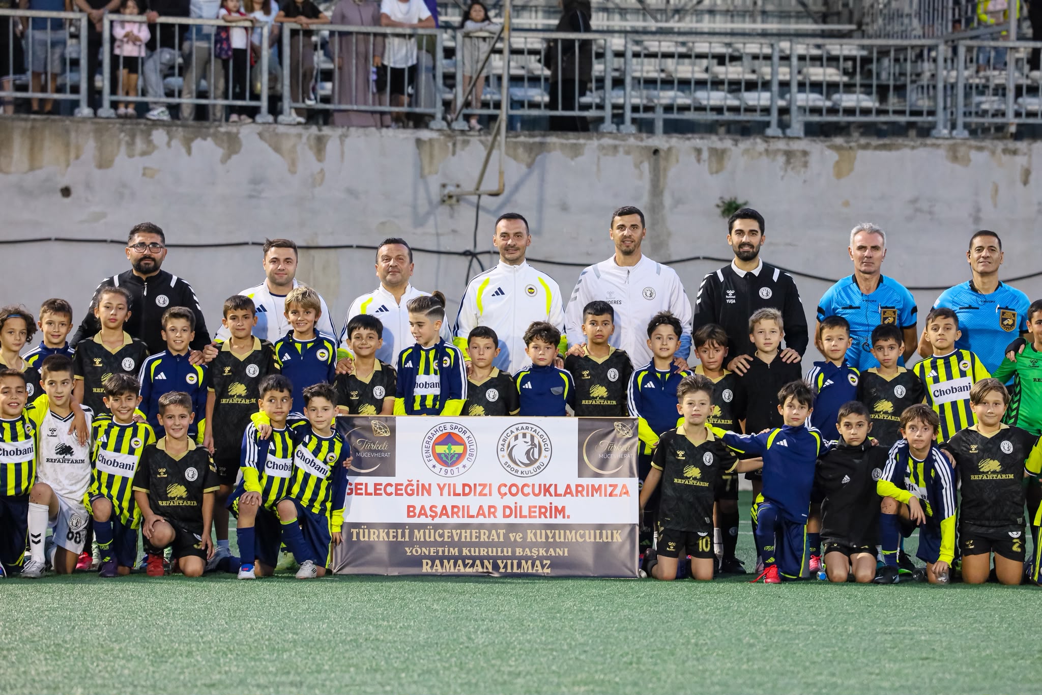 Fenerbahçe Sk alt yapı sporcuları Darıca Kartalgücü Spor Kulübü Başkanı
