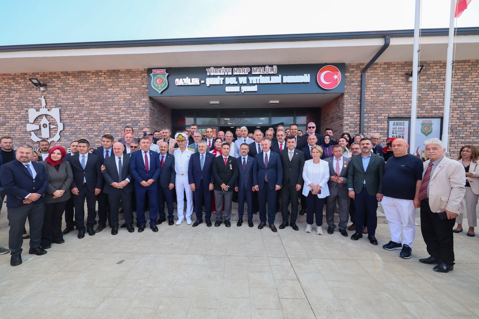 Kocaeli Büyükşehir Belediyesi’nin Gebze Millet Bahçesi içinde inşa ettiği Gebze