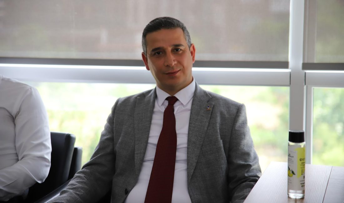 DEVA Partisi Kocaeli İl Başkanı  Kadir Abbasioğlu  “küçük esnaf”ların yaşadığı