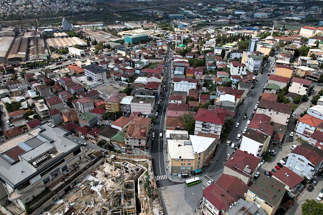 Kocaeli Büyükşehir Belediyesi, Dilovası’nda ulaşımı daha konforlu ve güvenli hale